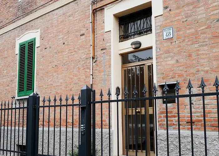 The Attico - Chick Urban - Free Parking