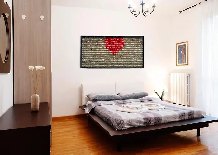 The Attico - Chick Urban - Free Parking